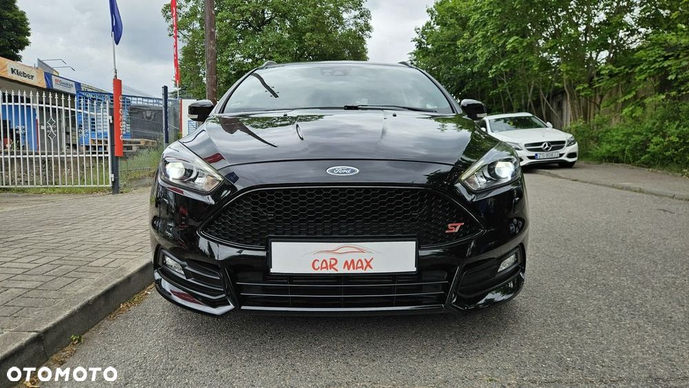 Ford Focus 2.0 EcoBoost ST mit Leder-Sport-Paket - 5