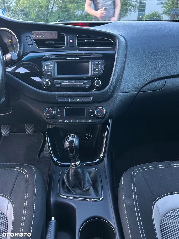 Kia Ceed 1.6 GDI L - 29