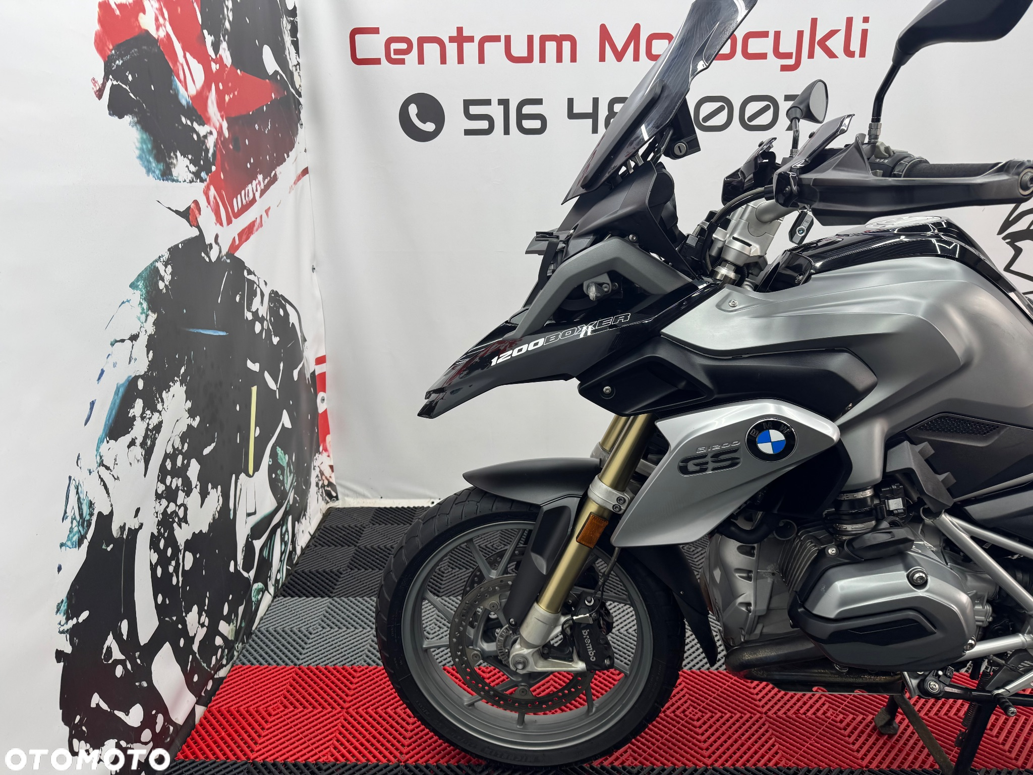 BMW R - 8
