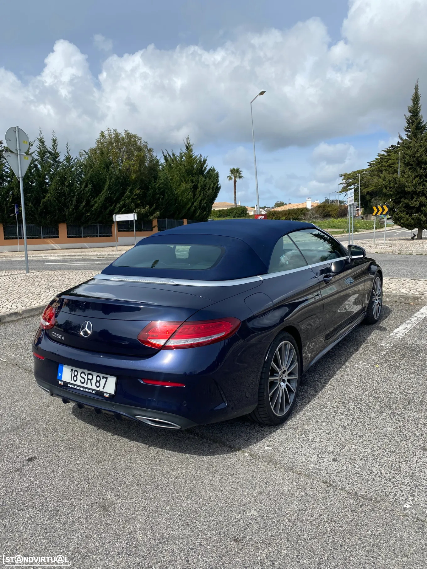 Mercedes-Benz 250 - 24