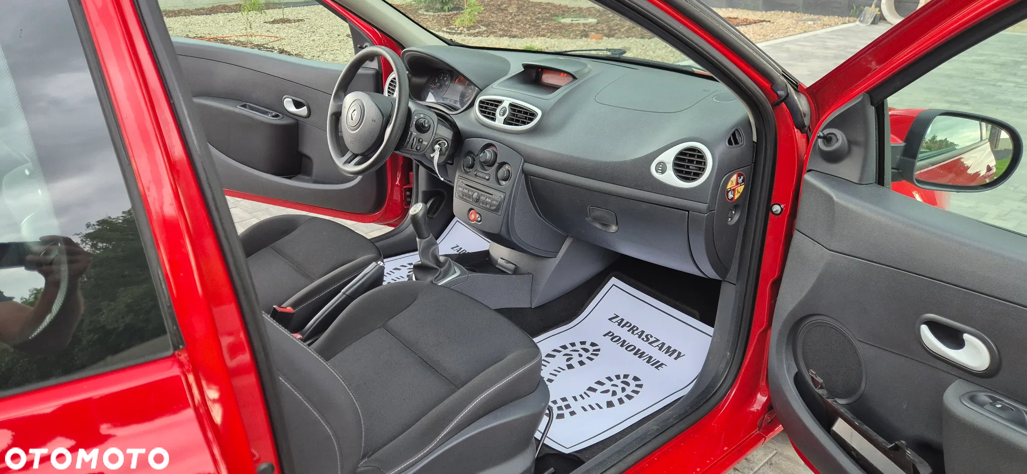 Renault Clio - 6