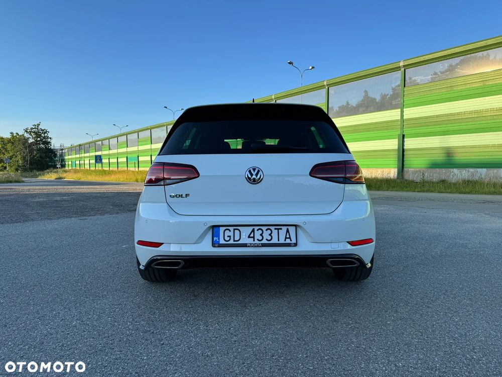 Volkswagen Golf - 16