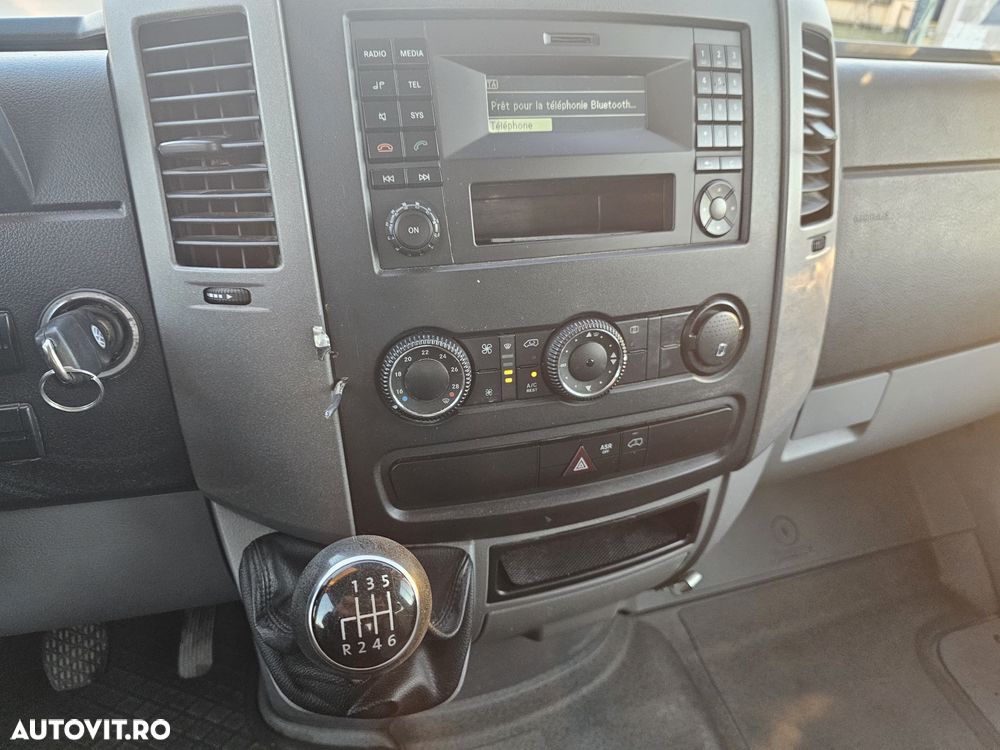 Volkswagen Crafter 2.0 TDI - DOKA - 7 locuri + bena - 9