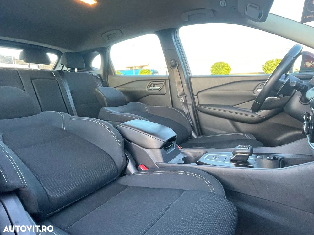 Nissan Qashqai 1.3 DIG-T MHEV Xtronic N-Connecta - 28