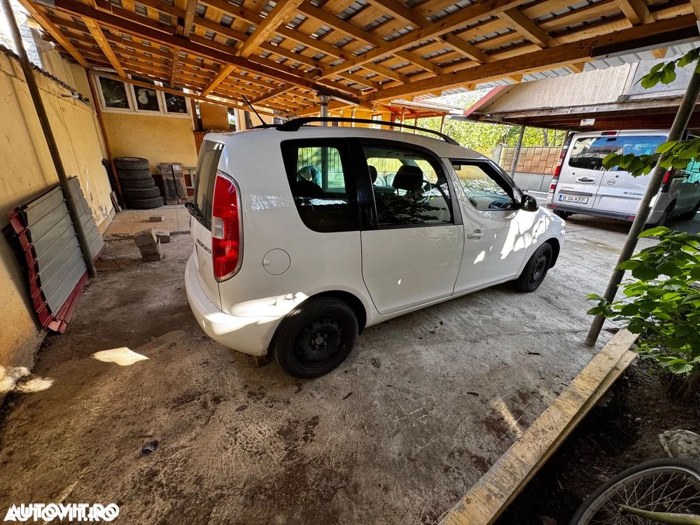 Skoda Roomster 1.6 TDI Elegance - 4