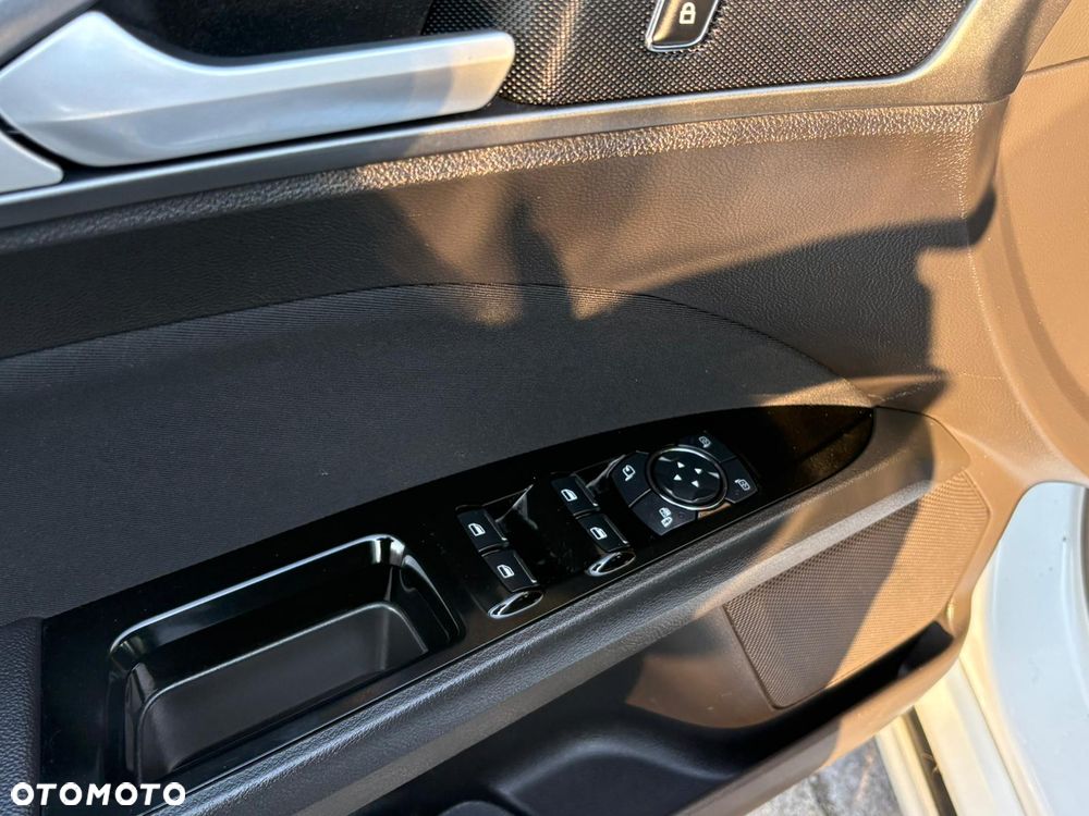 Ford Mondeo 2.0 EcoBlue Business Edition - 13