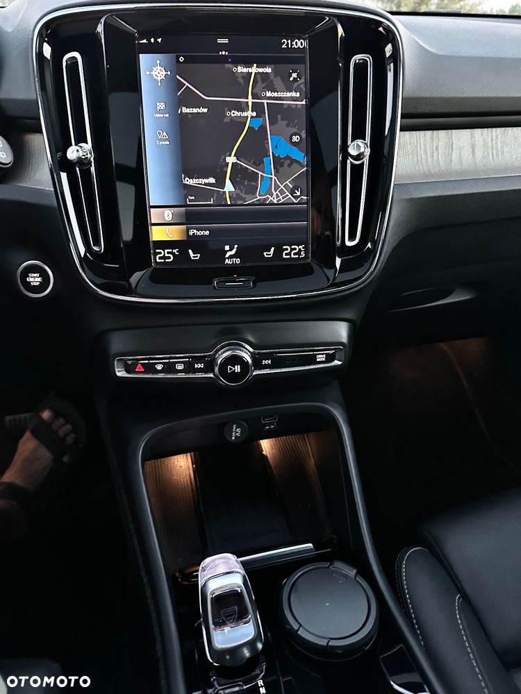 Volvo XC 40 T2 Plus Bright - 16