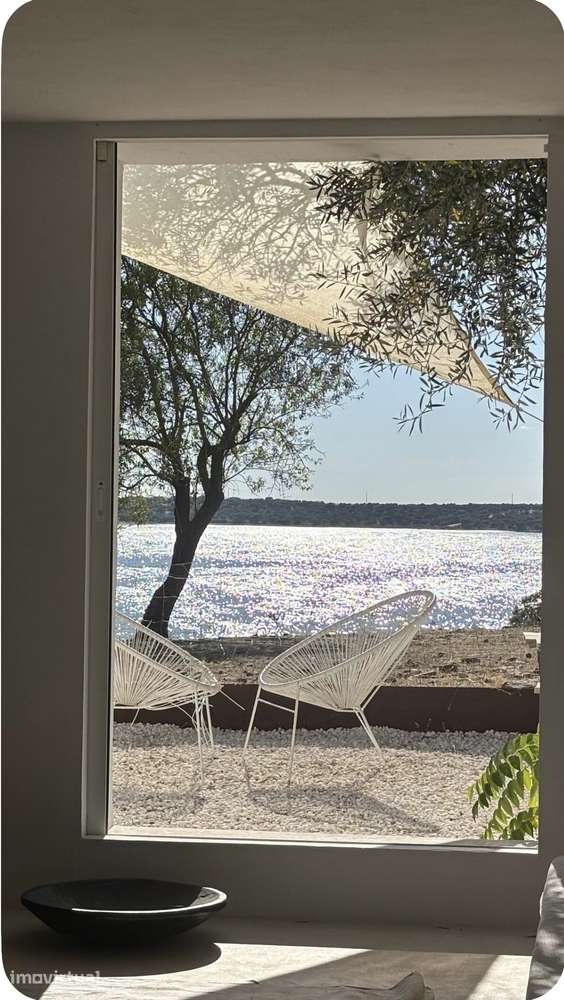 Villa mediterranea à beira do lago - Grande imagem: 2/50