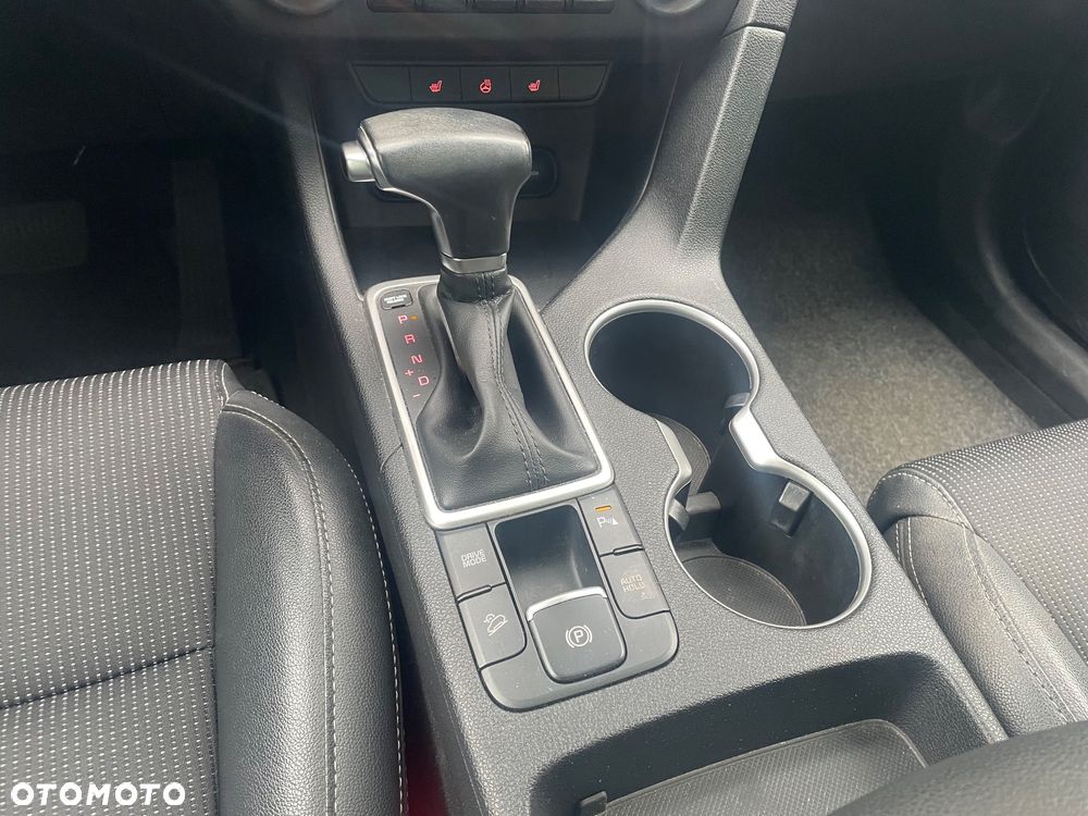 Kia Sportage 1.6 T-GDI 2WD DCT Black Edition - 22