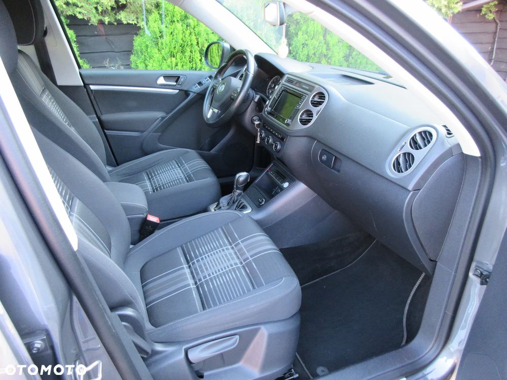 Volkswagen Tiguan 2.0 TDI SCR 4MOTION BlueMotion Technology DSG Lounge Sport & Style - 12