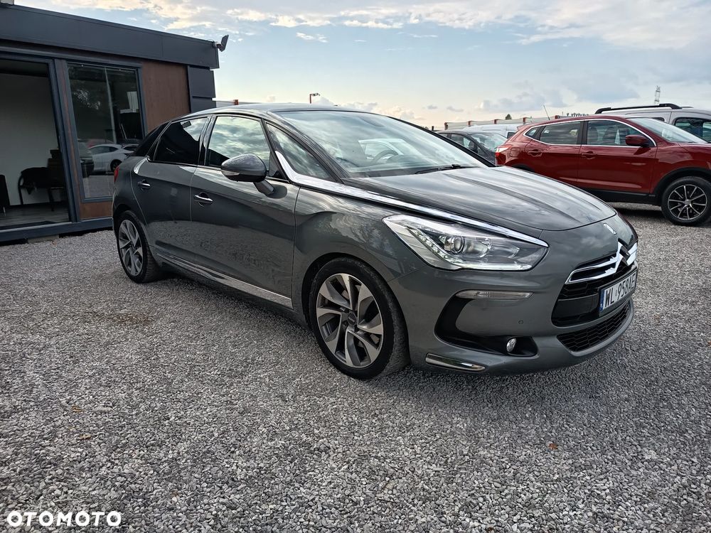 Citroën DS5 HDi 165 SoChic - 11