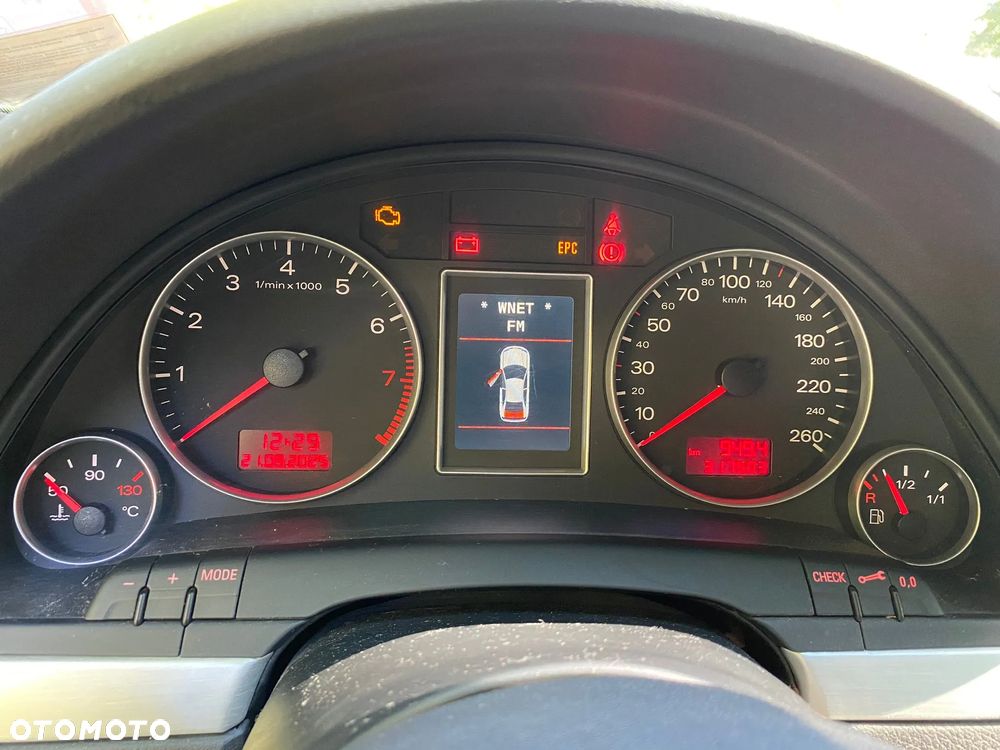 Audi A4 Avant 1.8 T - 12