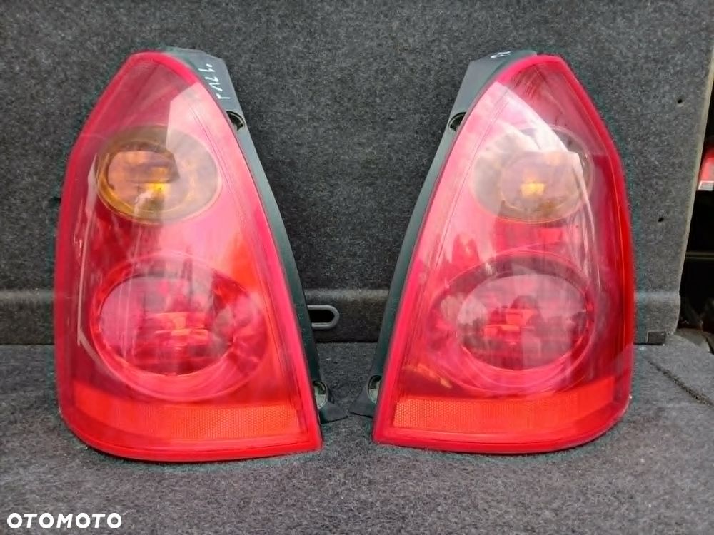 Nissan Primera P12 kombi lampa tylna lewa, prawa - 1