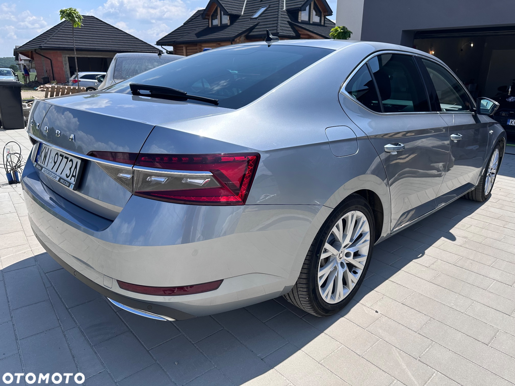 Skoda Superb 2.0 TDI L&K DSG - 7