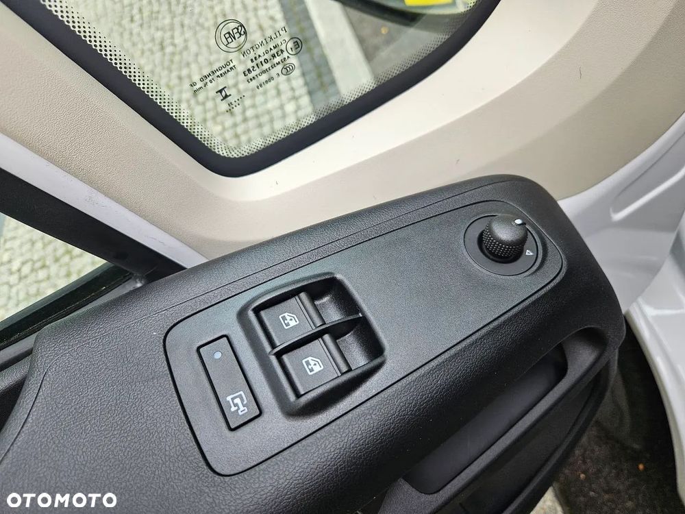 Opel L3H2 Heavy 180KM MT6 - 8