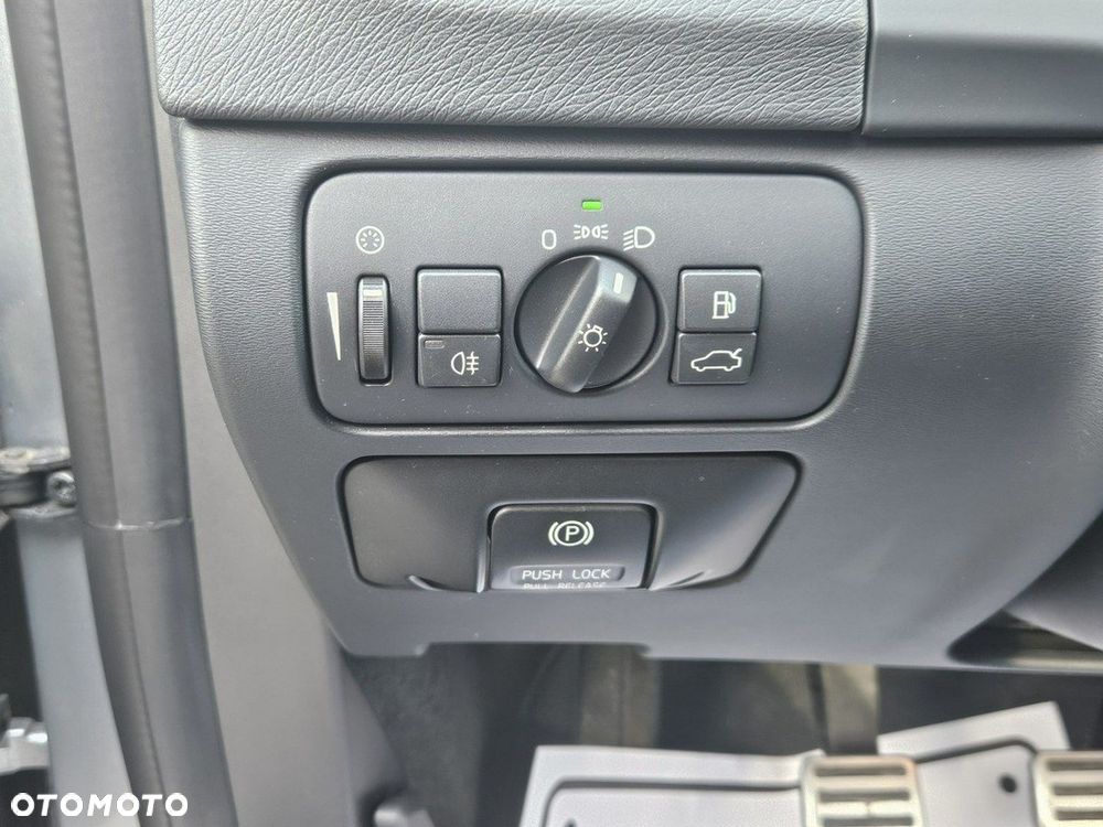 Volvo S60 D2 R-Design Momentum - 28