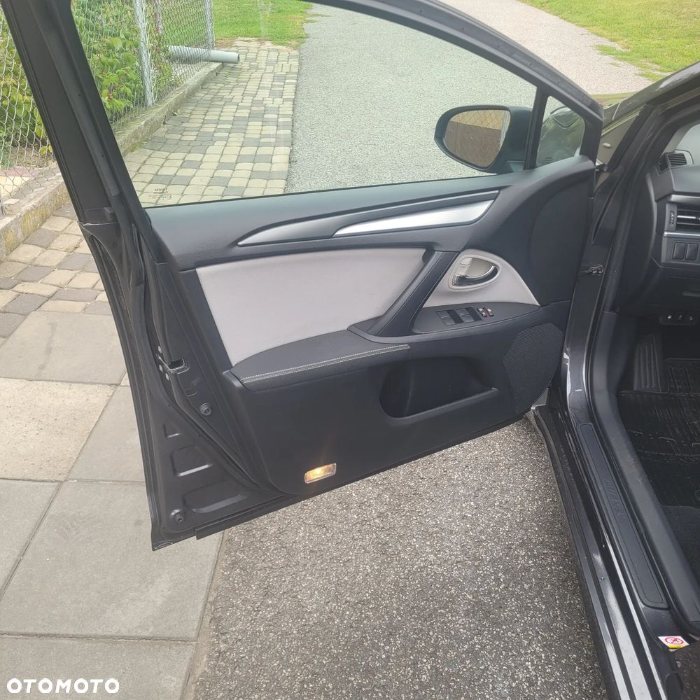 Toyota Avensis Touring Sports 1.8 Multidrive S Edition S+ - 7