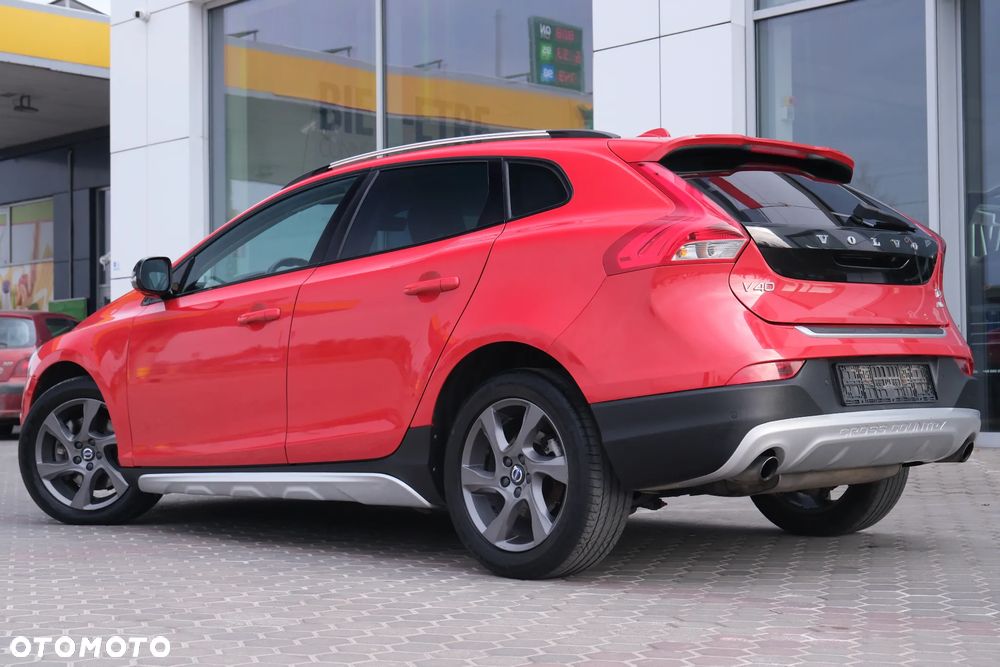 Volvo V40 Cross Country T4 AWD Drive-E Momentum - 7