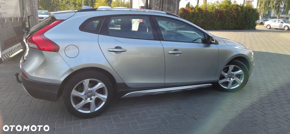Volvo V40 Cross Country D3 Drive-E Momentum - 16
