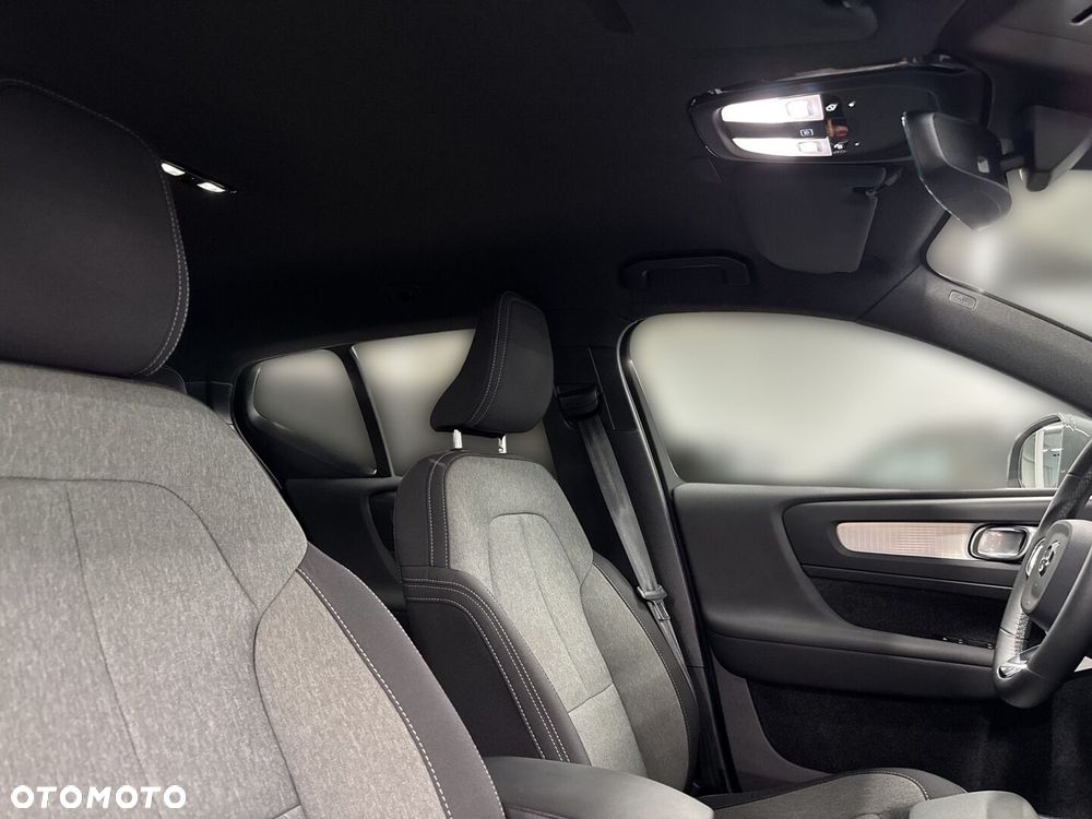 Volvo XC 40 B3 Core - 26