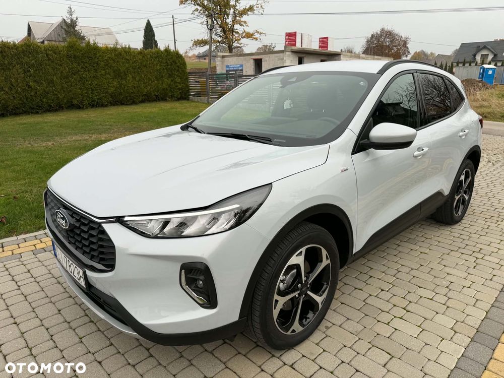 Ford Escape 2.0 EcoBoost AWD Titanium - 23