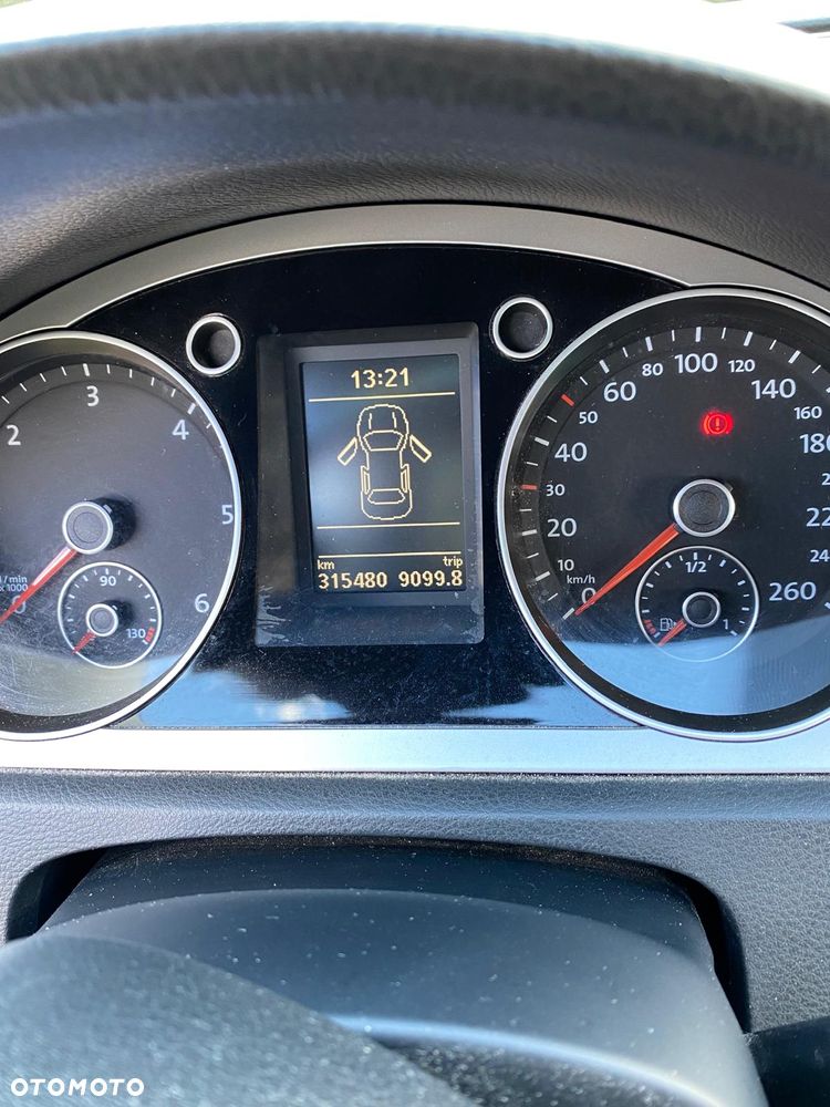 Volkswagen Passat 2.0 TDI DPF 4Motion Sportline - 8