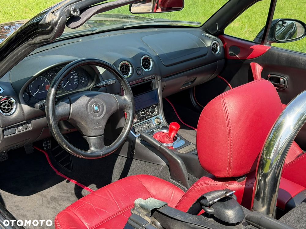 Mazda MX-5 1.6i 16V - 9