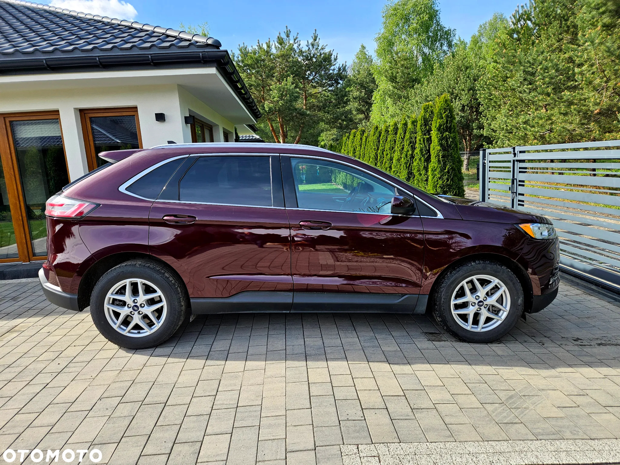 Ford Edge - 8