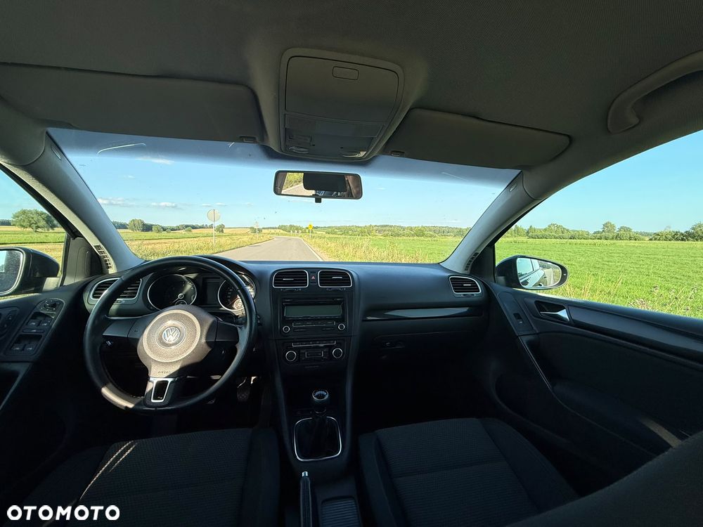 Volkswagen Golf 1.6 TDI Comfortline - 10