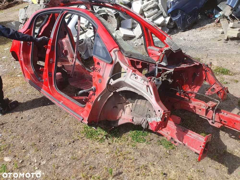 błotnik próg fartuch prawy Opel Corsa E - 1
