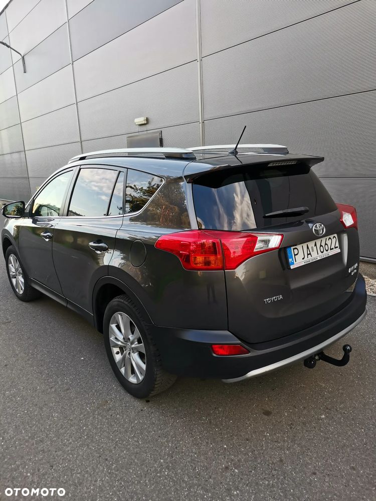 Toyota RAV4 2.2 D-4D Premium - 12