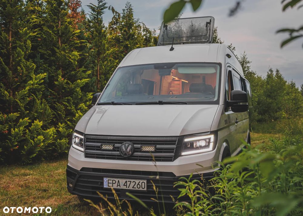 Volkswagen Crafter campervan - 16
