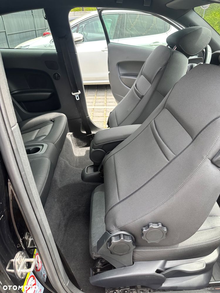 Audi A1 3-drzwiowe 1.6 TDI S line edition - 18