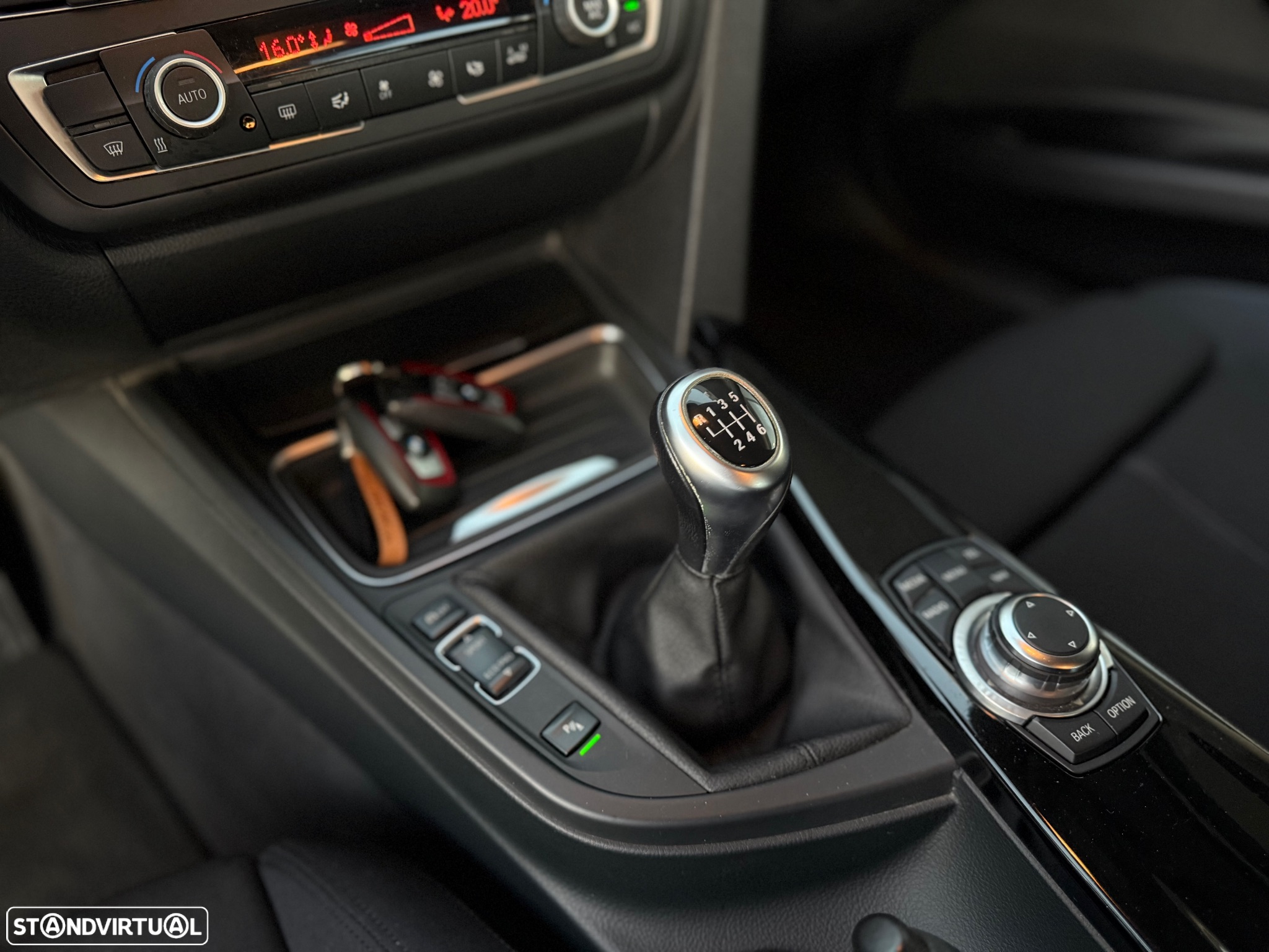 BMW 320 d EfficientDynamics Line Sport - 15