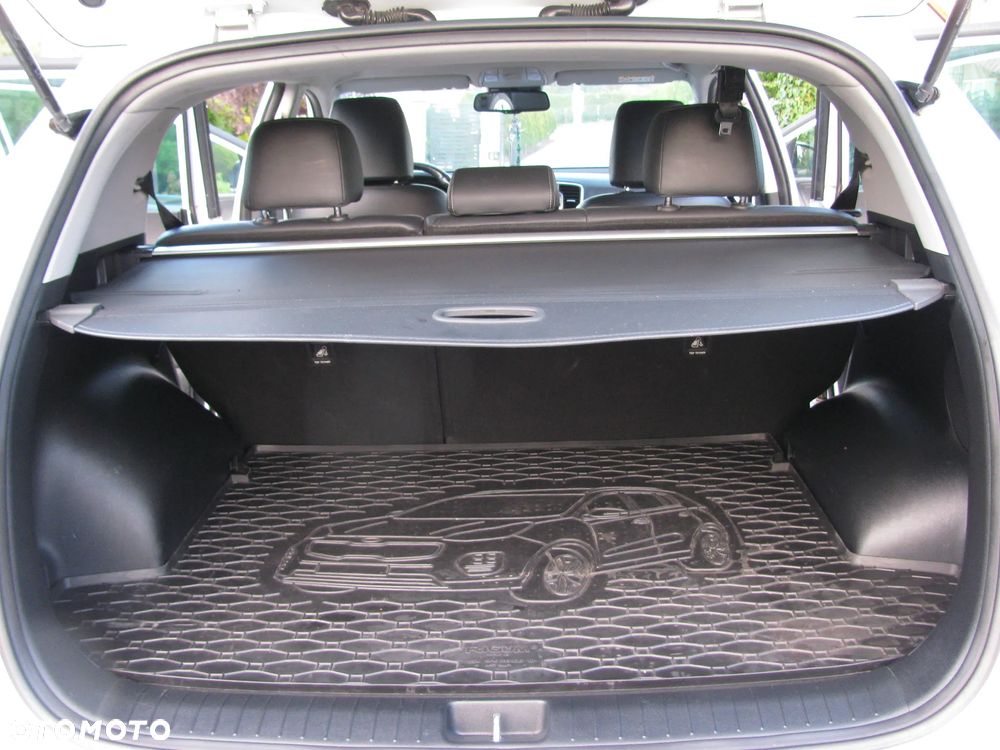 Kia Sportage 1.6 GDI 2WD Attract - 32