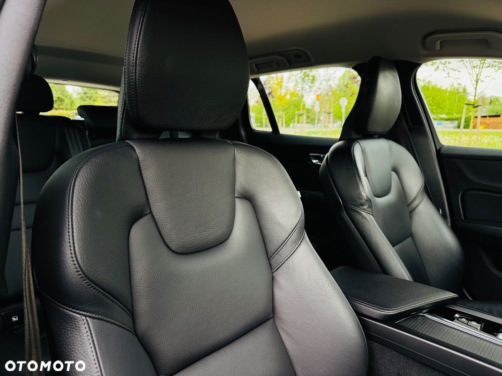 Volvo V60 D3 Geartronic Momentum Pro - 38