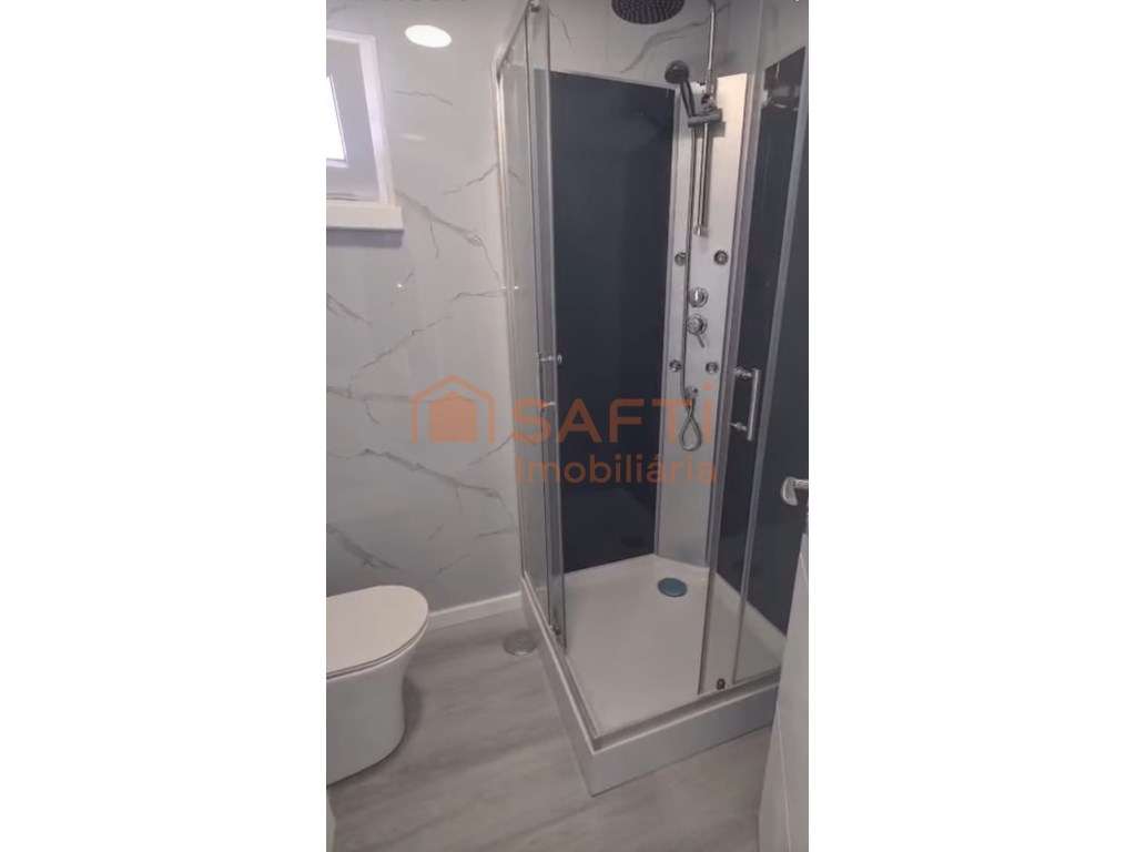 Apartamento T3 - Laranjeiro - Almada - Grande imagem: 4/37