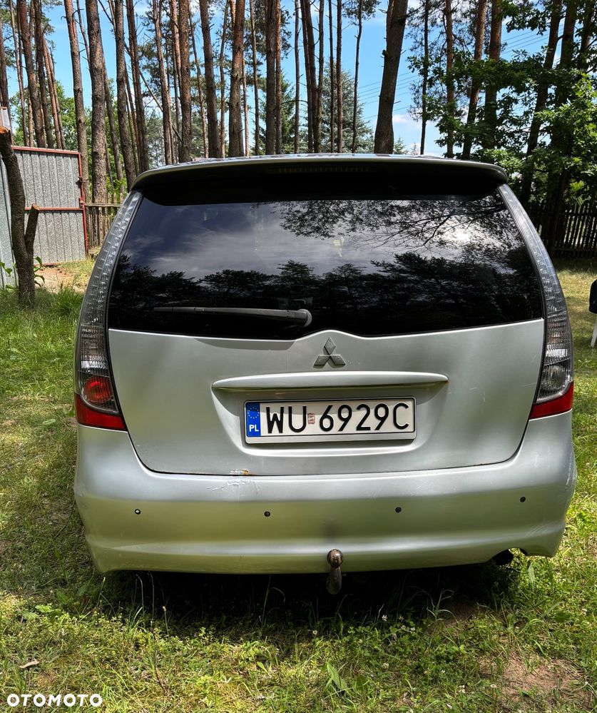 Mitsubishi Grandis - 3