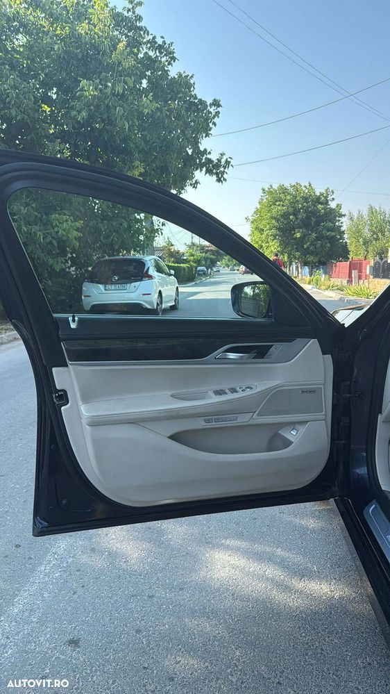 BMW Seria 7 740d xDrive - 8