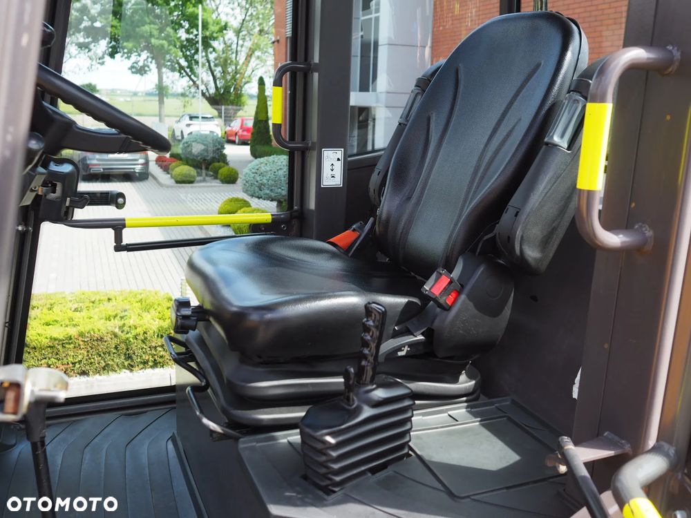Mecalac 9MDX - 11