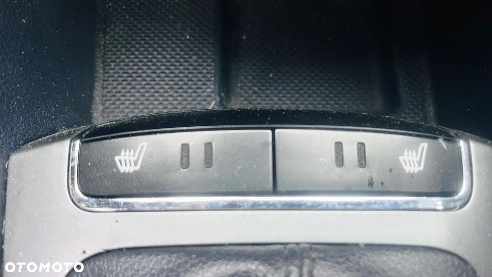 Kia Rio - 16