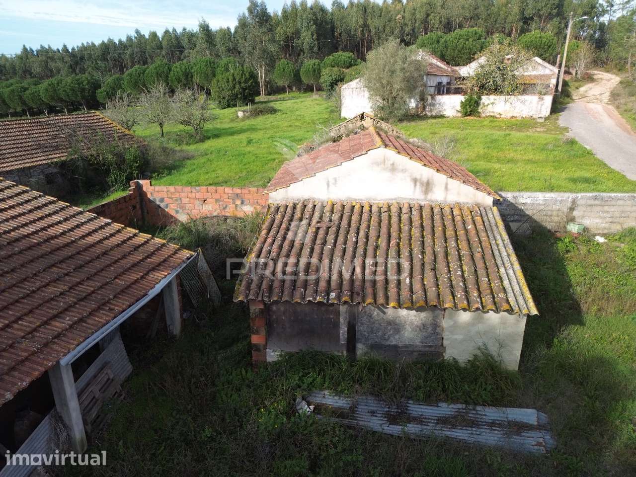 RUINA T4 PARA RECONSTRUÇÃO - Grande imagem: 4/5