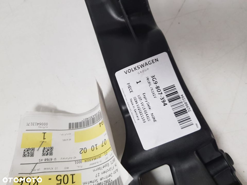 VW PASSAT B8 KOMBI 14-19 ŚLIZGI ZDERZAK TYŁ TYLNE LEWY NOWY 3G9807394 3G9807393 - 3