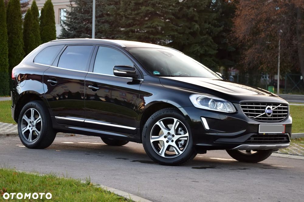 Volvo XC 60 D4 AWD Momentum - 2