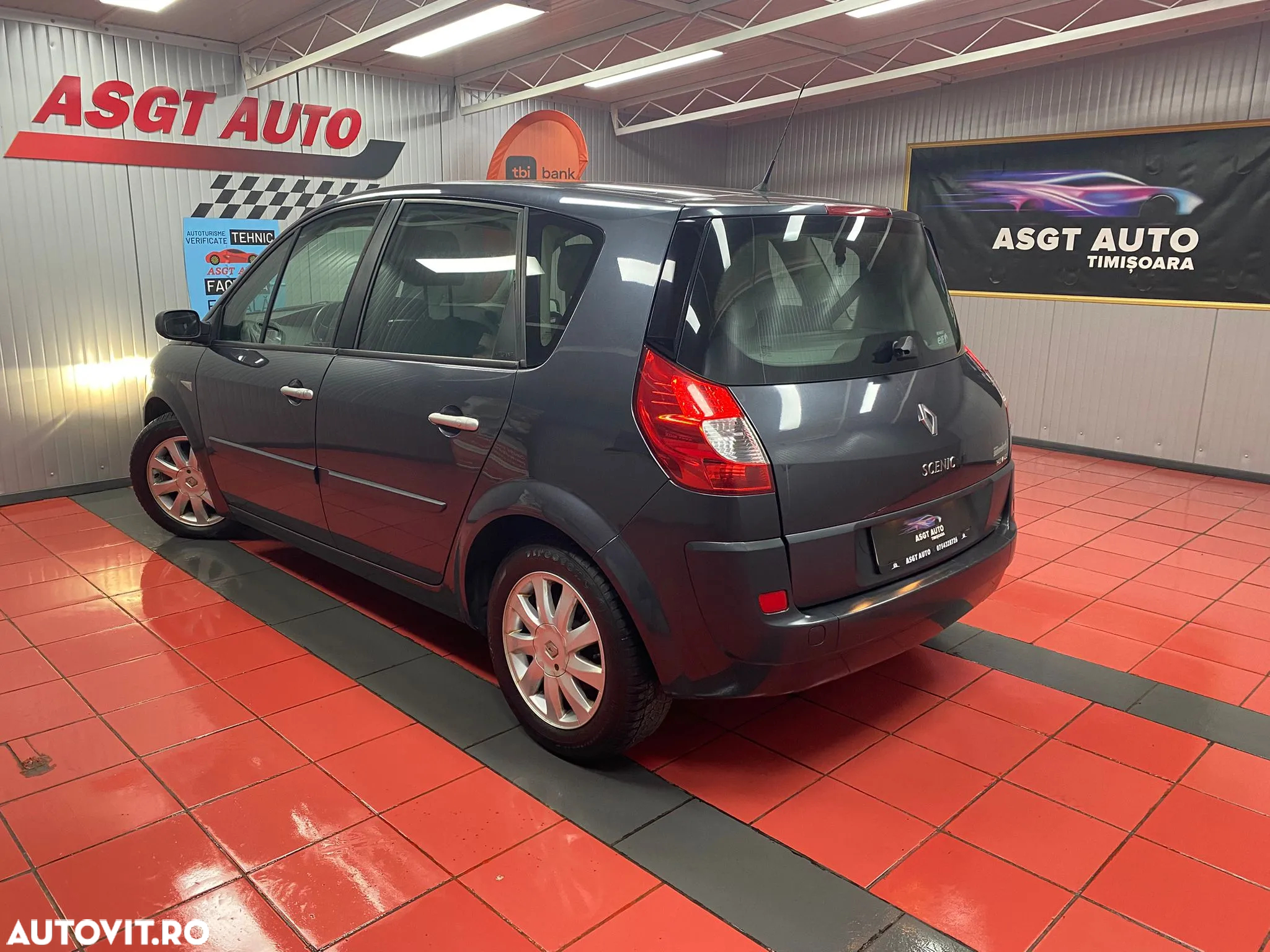 Renault Scenic - 5