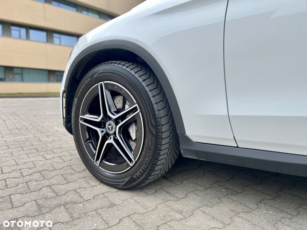 Mercedes-Benz GLC 220 d 4-Matic - 32