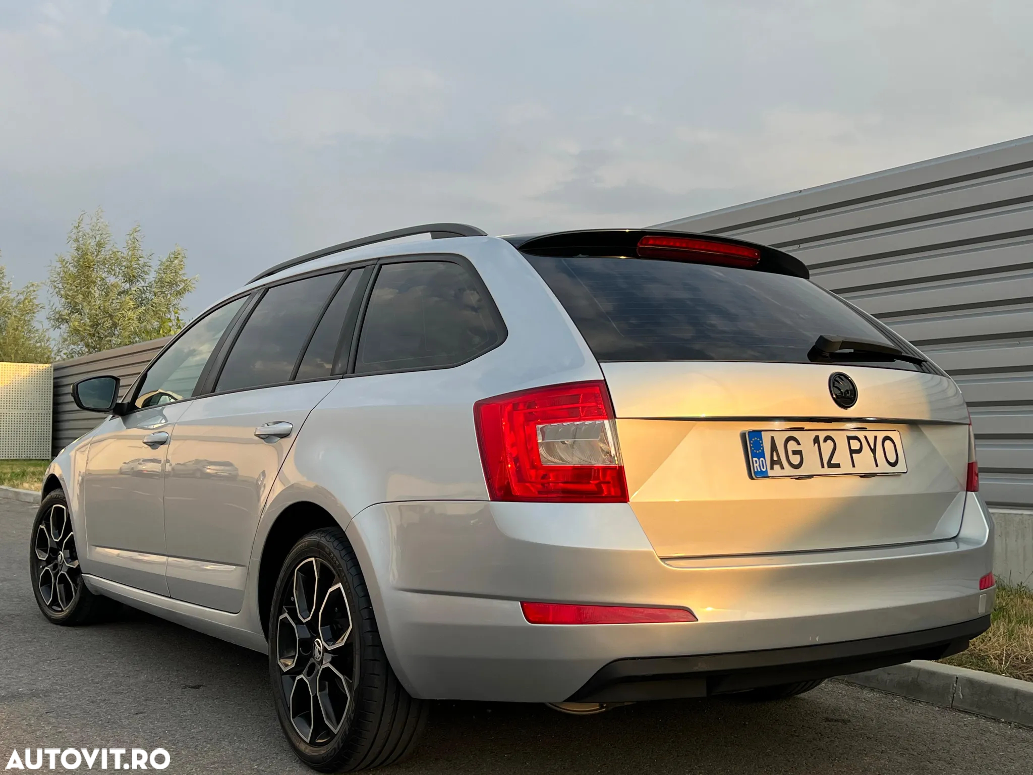 Skoda Octavia - 2