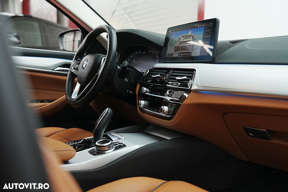 BMW Seria 5 520e Aut. - 32
