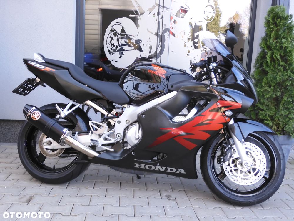 Honda CBR - 16