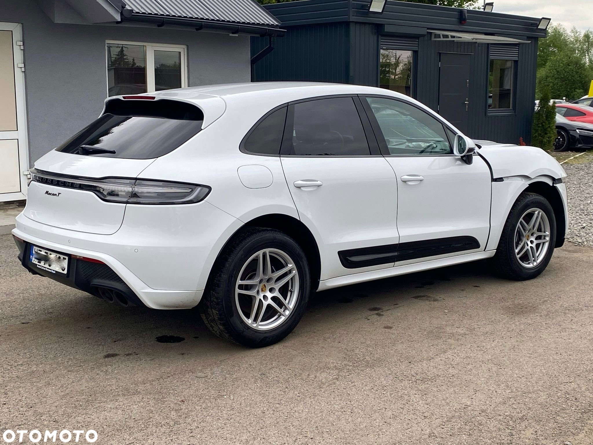 Porsche Macan T - 11